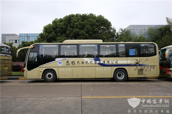 海格KLQ6111HZEV1N3客车(纯电动24-50座)