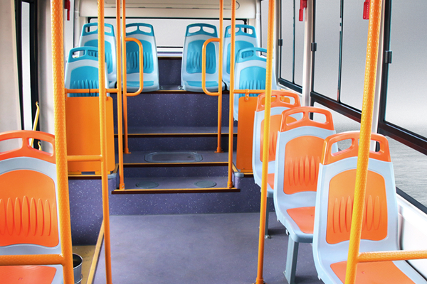 格力钛CAT6690CRBEV3公交车(纯电动10-18座)