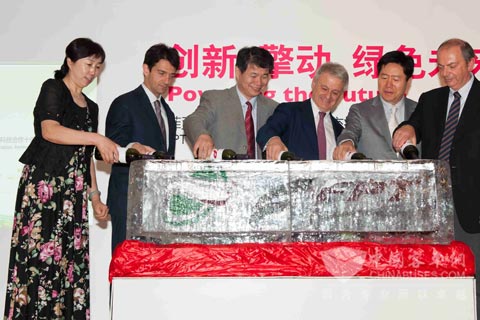 菲亚特动力科技与北京公交集团的1200台天然气发动机供货交接仪式